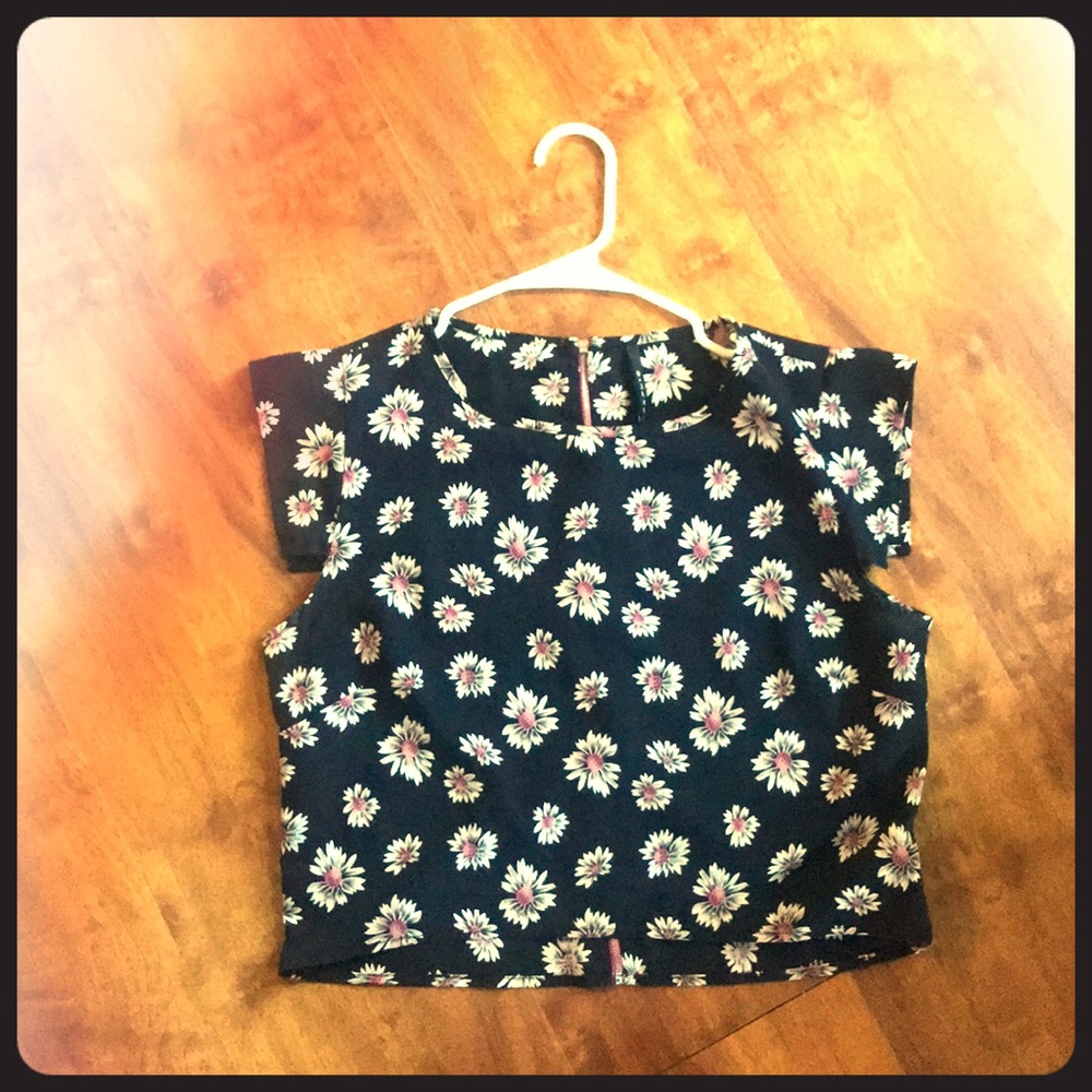 Crop blouse